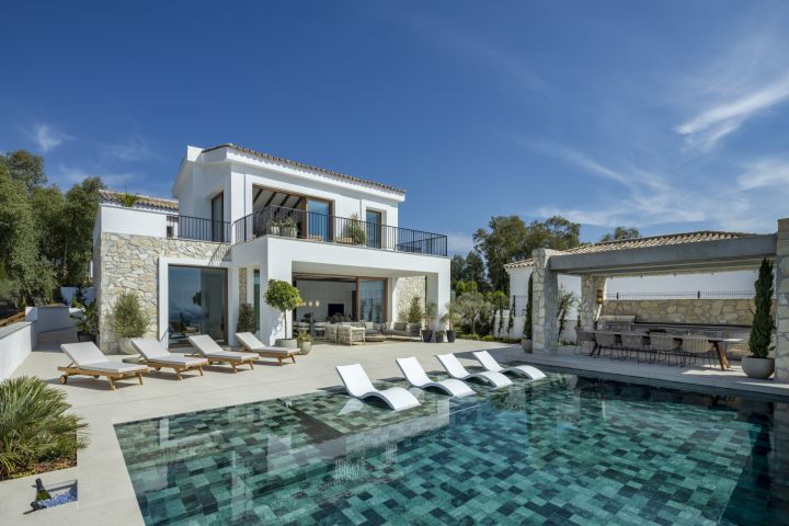 Spanish Corner - Villa 16 - Spacious Luxury Property on the Frontline of a Golf Course