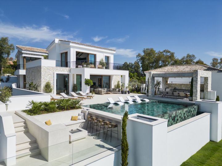 Spanish Corner - Villa 16 - Spacious Luxury Property on the Frontline of a Golf Course