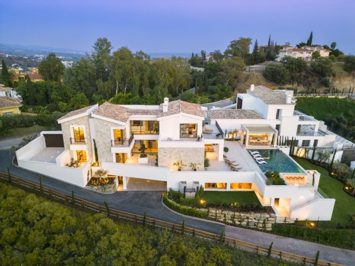 Spanish Corner - Villa 16 - Spacious Luxury Property on the Frontline of a Golf Course