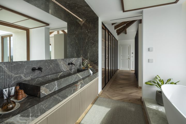 Spanish Corner - Villa 17 - Modern Property offering Golf Views in El Herrojo