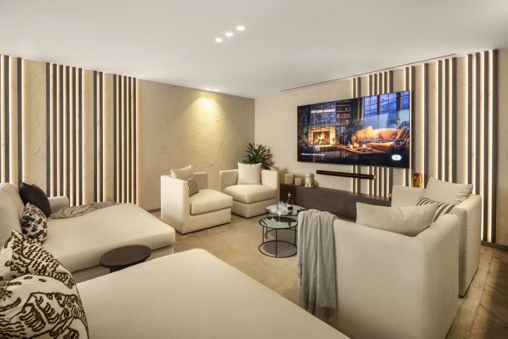 Spanish Corner - Villa 17 - Modern Property offering Golf Views in El Herrojo
