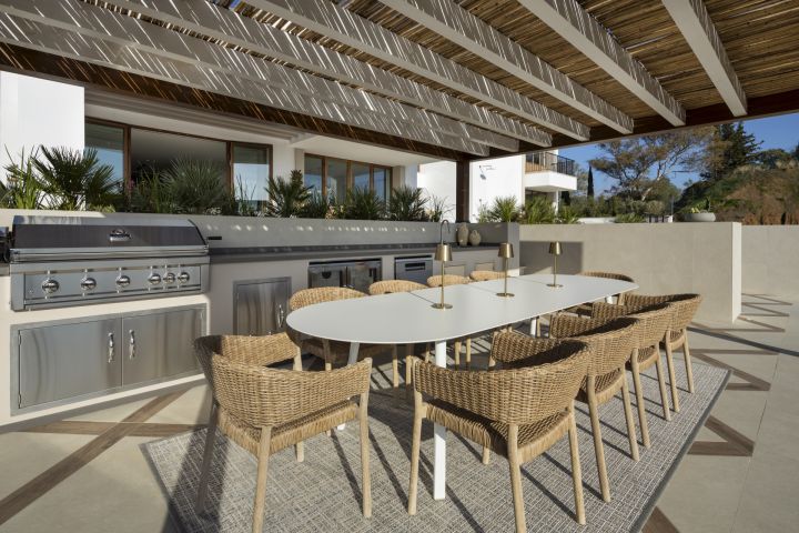 Spanish Corner - Villa 17 - Modern Property offering Golf Views in El Herrojo