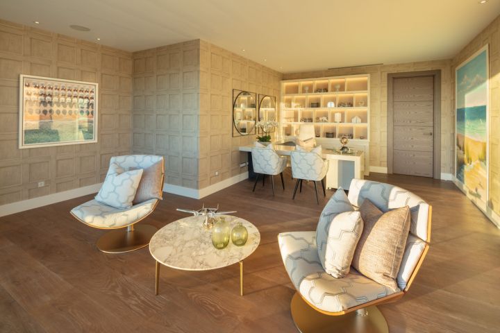 Olympus - Impressive Luxury Property featuring Modern Design