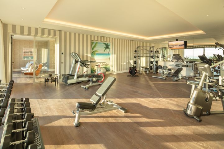 Olympus - Impressive Luxury Property featuring Modern Design