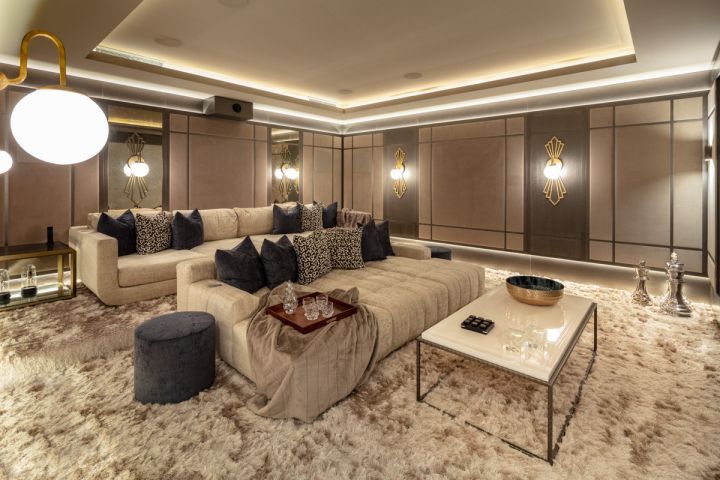 Olympus - Impressive Luxury Property featuring Modern Design