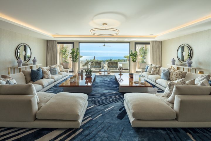 Olympus - Impressive Luxury Property featuring Modern Design