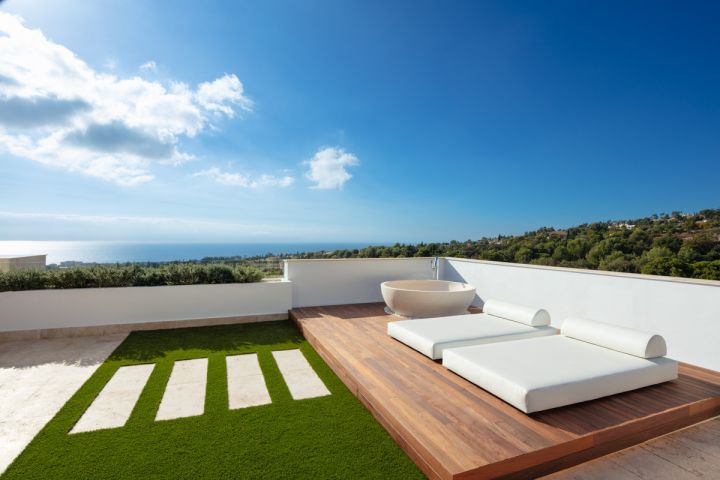 Olympus - Impressive Luxury Property featuring Modern Design