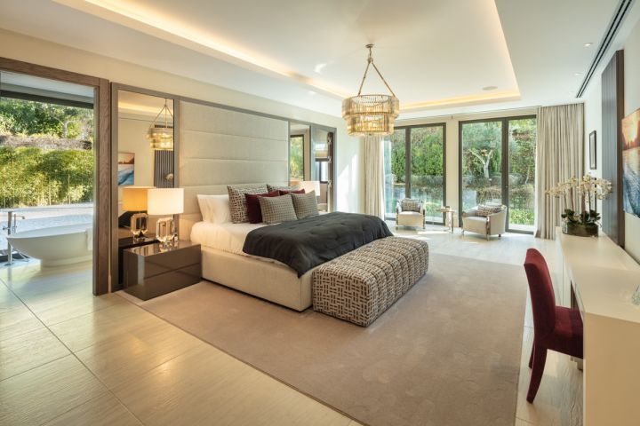 Olympus - Impressive Luxury Property featuring Modern Design