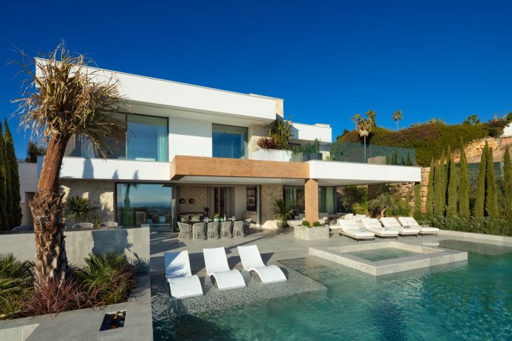 Southland - Elegant Modern Home with Andalusian Charm