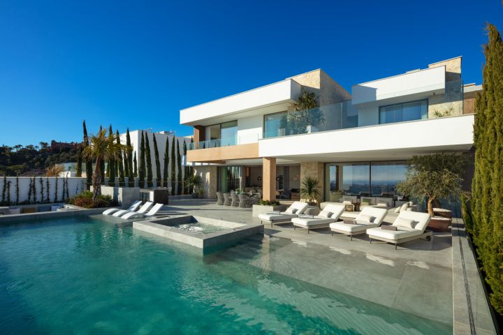 Southland - Elegant Modern Home with Andalusian Charm