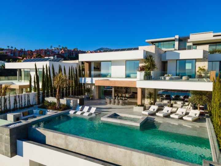 Southland - Elegant Modern Home with Andalusian Charm