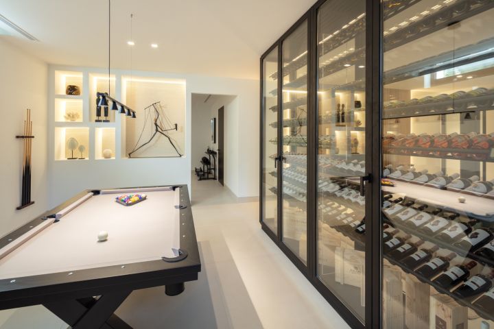 Villa Sirius - Luxurious Contemporary Frontline Golf Property
