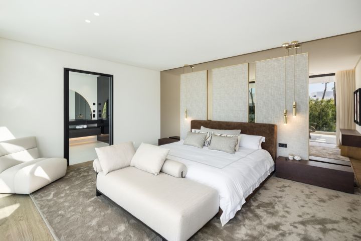 Rio Verde 47 - Unique Contemporary Villa offering Golf Views