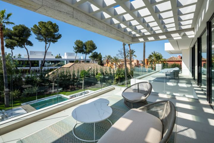 Rio Verde 47 - Unique Contemporary Villa offering Golf Views