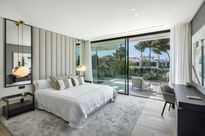Rio Verde 47 - Unique Contemporary Villa offering Golf Views