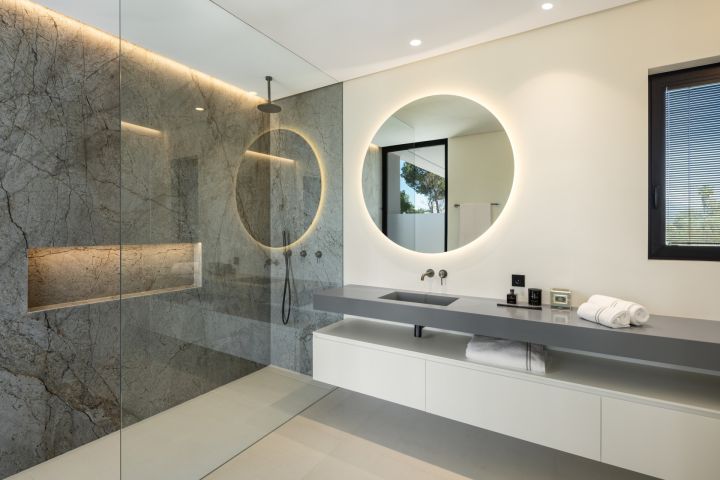 Rio Verde 47 - Unique Contemporary Villa offering Golf Views