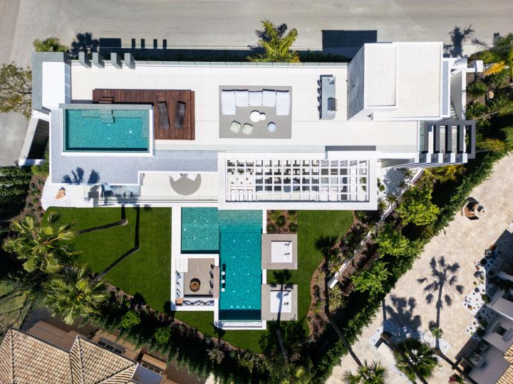 Rio Verde 47 - Unique Contemporary Villa offering Golf Views