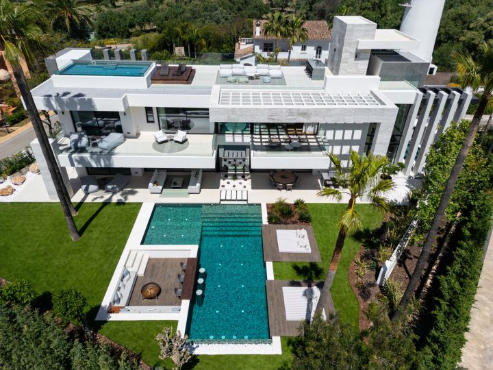 Rio Verde 47 - Unique Contemporary Villa offering Golf Views