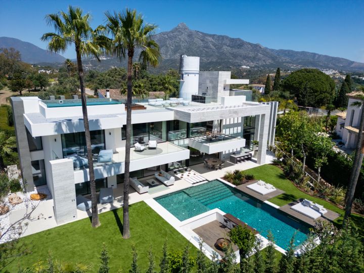 Rio Verde 47 - Unique Contemporary Villa offering Golf Views