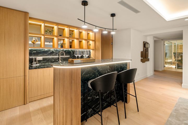 Villa Azteca - Impressive Home featuring Modern Design
