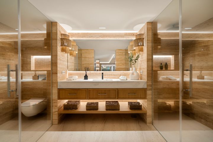 Villa Azteca - Impressive Home featuring Modern Design