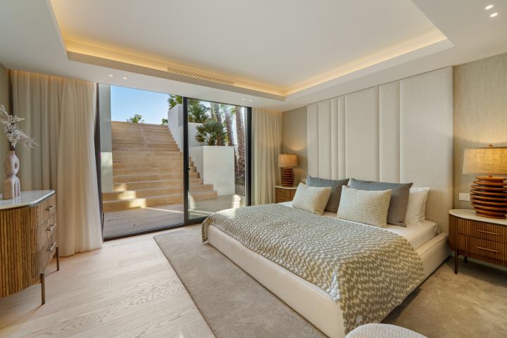Villa Azteca - Impressive Home featuring Modern Design