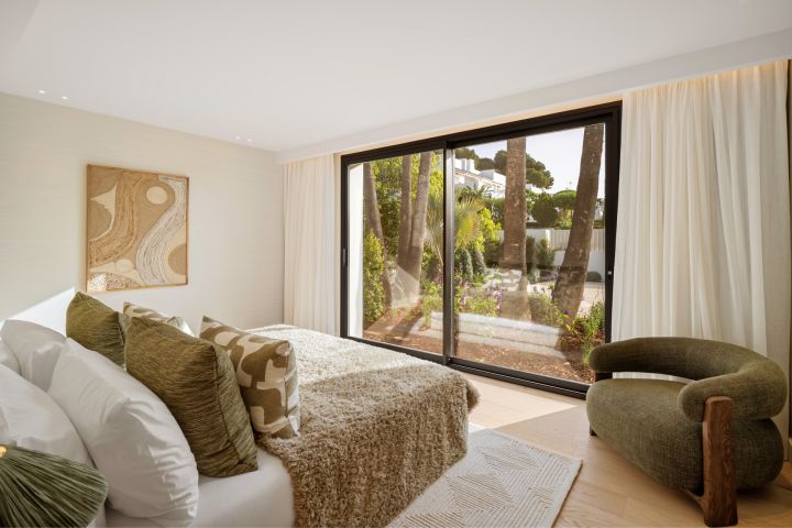 Villa Azteca - Impressive Home featuring Modern Design