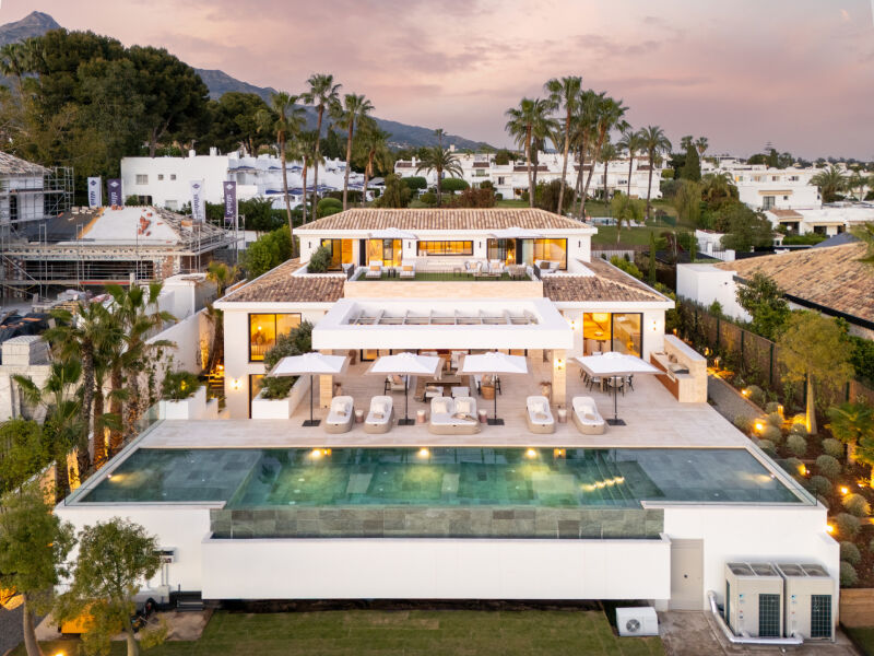 Villa Azteca - Impressionnante maison au design moderne