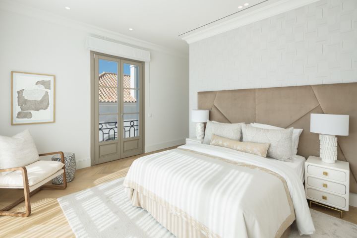 Villa Tuscany - Exclusive Stylish Home with Stunning Sea Views in Nueva Andalucia