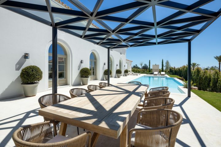 Villa Tuscany - Exclusive Stylish Home with Stunning Sea Views in Nueva Andalucia