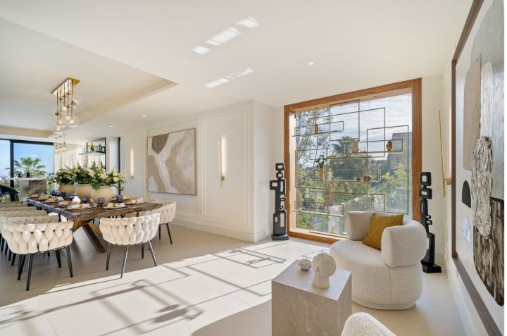 Villa 2000 - Modern Elegant Villa offering Golf Views