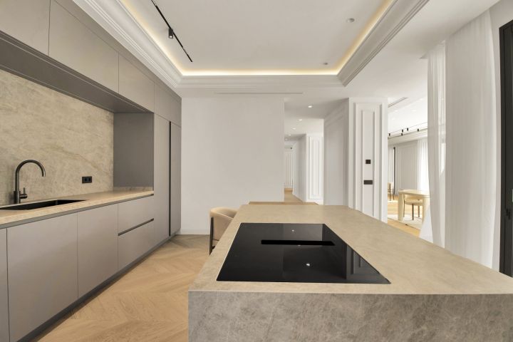 Villa avec 5 chambres et 6 salles de bain - Impressionnante maison moderne au charme andalou