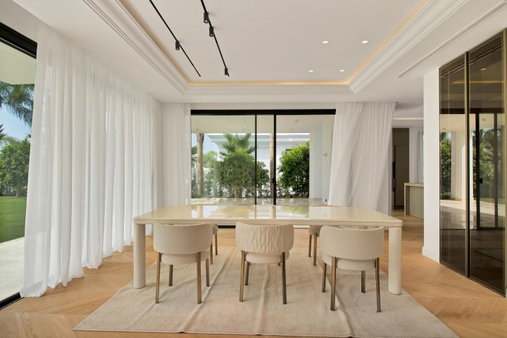 4 new built villas in Lomas de Marbella Club - Impressive Modern Home with Andalusian Charm