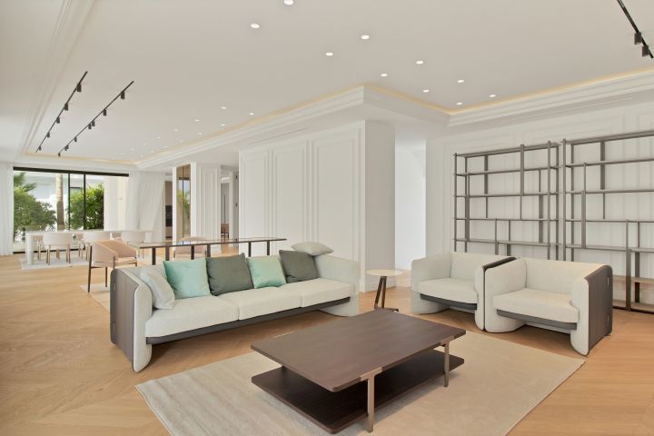 4 new built villas in Lomas de Marbella Club - Impressive Modern Home with Andalusian Charm