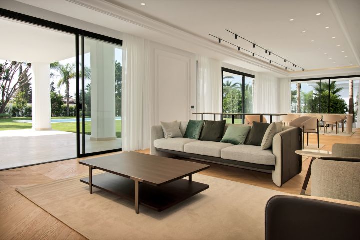 4 new built villas in Lomas de Marbella Club - Impressive Modern Home with Andalusian Charm