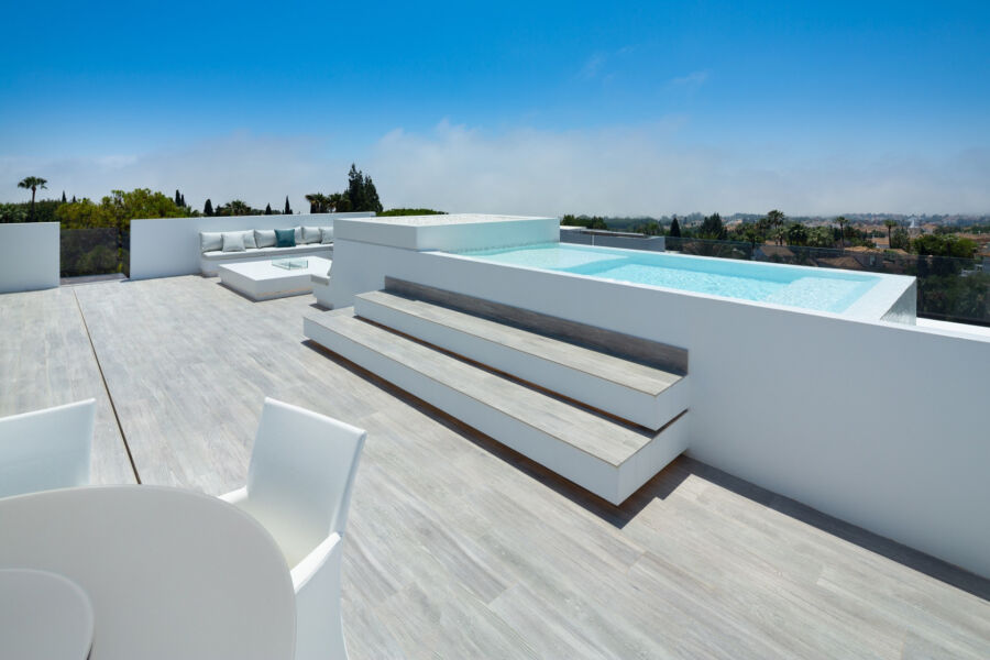 Villa con 5 dormitorios y 5 baños - Villa a medida en una urbanización privada