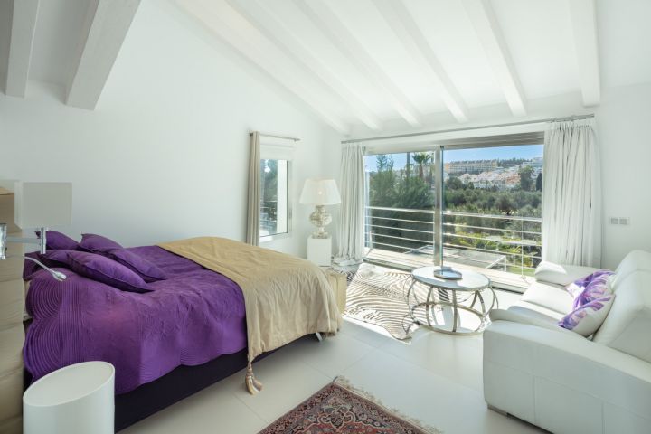 Villa Rosetti - Elegante villa exclusiva con impresionantes vistas al mar en Parcelas del Golf
