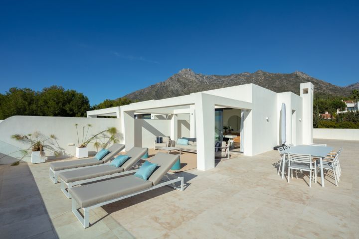 Reserva 9 - Contemporary Property with Stunning Sea Views