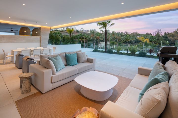 Epic 9 - Propiedad contemporánea con vistas al campo de golf en la Milla de Oro