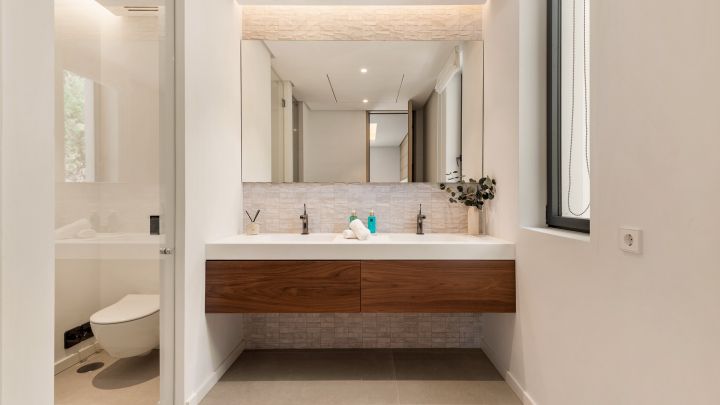 Casa Cascais - Elegante propiedad de lujo con diseño moderno en El Paraíso