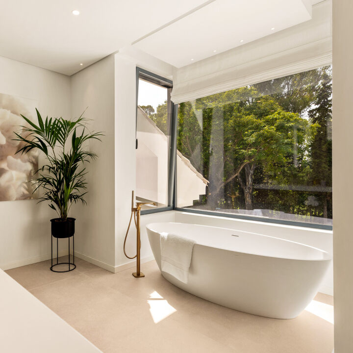 Casa Cascais - Elegante propiedad de lujo con diseño moderno en El Paraíso