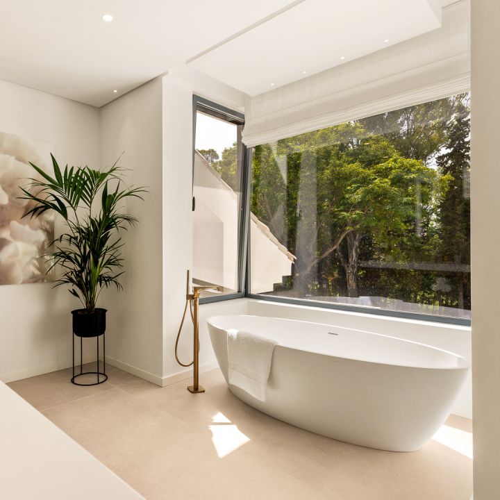 Casa Cascais - Elegante propiedad de lujo con diseño moderno en El Paraíso