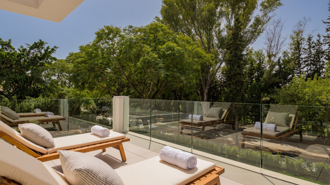 Casa Cascais - Elegante propiedad de lujo con diseño moderno en El Paraíso