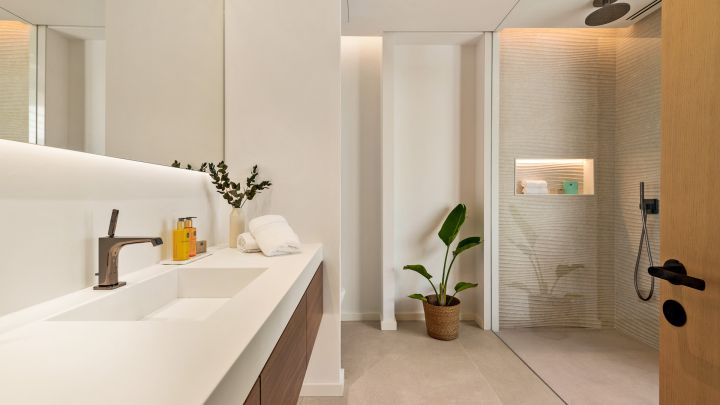 Casa Cascais - Elegante propiedad de lujo con diseño moderno en El Paraíso
