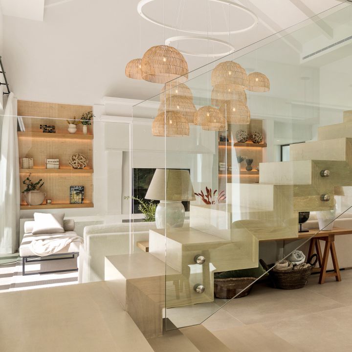 Casa Cascais - Elegante propiedad de lujo con diseño moderno en El Paraíso
