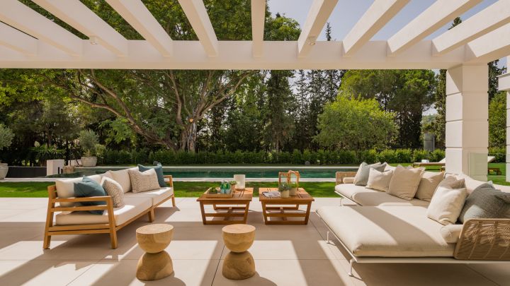 Casa Cascais - Elegante propiedad de lujo con diseño moderno en El Paraíso