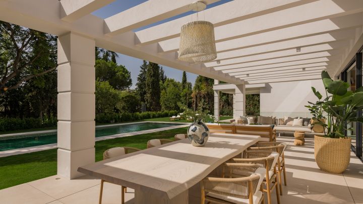 Casa Cascais - Elegante propiedad de lujo con diseño moderno en El Paraíso