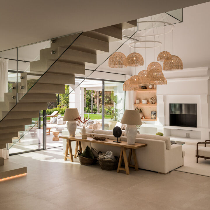Casa Cascais - Elegante propiedad de lujo con diseño moderno en El Paraíso