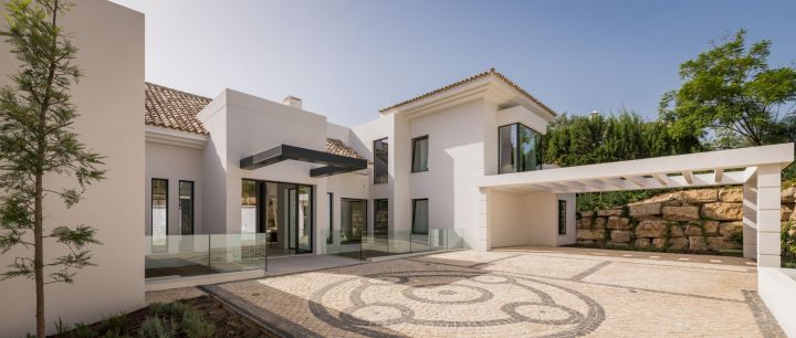 Casa Cascais - Elegante propiedad de lujo con diseño moderno en El Paraíso