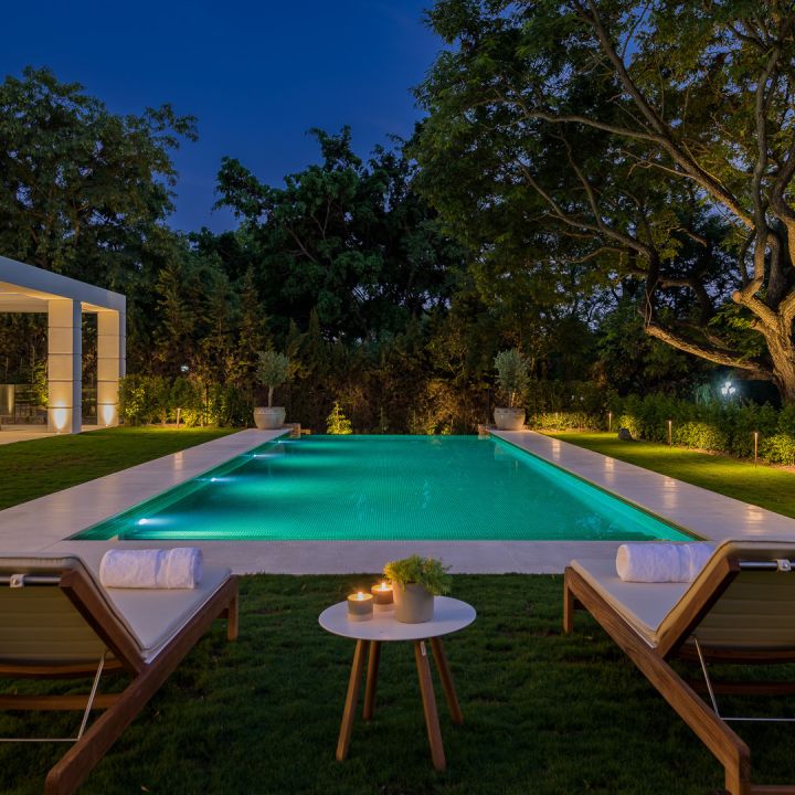 Casa Cascais - Elegante propiedad de lujo con diseño moderno en El Paraíso